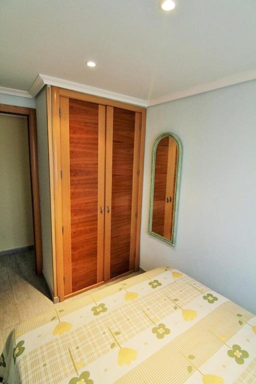Apartamento Torre Yago, Primera Linea De Playa Para 6 Personas ベニドルム エクステリア 写真